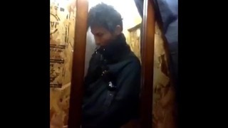 〇ーナン更衣室でオナ
