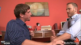 Tempting Faggot Gives Fellatio Fuck