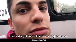 Amatérský gay latino chlapec placený za cucání a šoustání rovného chlapce od filmaře Pov