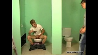 Twinks Fuck in Public Bath Room