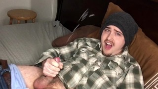 Lang intensiv orgasme! Moaning Man Vocally Cums & Accidently Self Ansigtsbehandling!