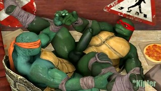 Mikey Teaching Raph Who’s On Top
