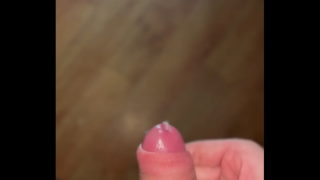 26Yo Male Cums On The Floor