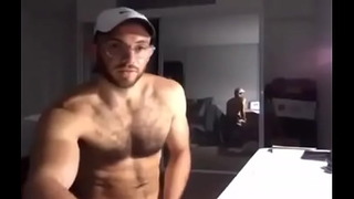 Darling Hung Uncut Nerd Cumming On Cam