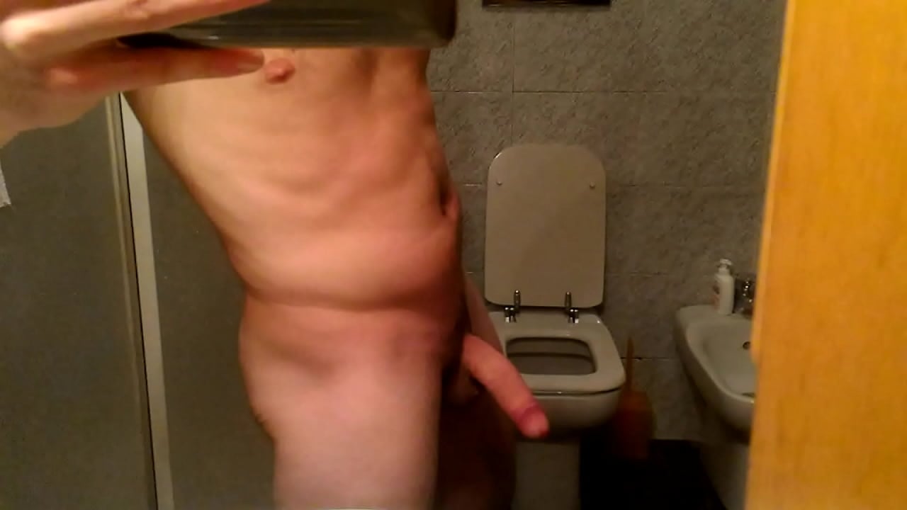 Enormous Huge White Dick At Rest Show Cam