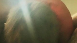 Kaki Lelaki Bersisik Chav Disembah Dalam Stokin Putih Kotor, Tapak Lembut Telanjang Di Kakinya. Selepas Bola Sepak Juga