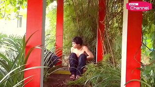 Hansel Thio Channel Offentlig naken – Plutselig kåt når jeg undersøker China Town Backyard As The Apartment Koreansk nyttår