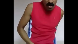 Hermoso Macho Mexicano Jalandose La Verga Lalo Santos