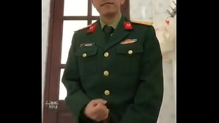 Κορεάτες στρατιώτες αυνανίζονται Chat Fuck