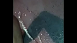 Enorme e sexy squirt extra di piscio doppio flusso
