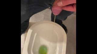 4 Inch Dick Pissing