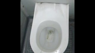 Ça Détend De Pisser !