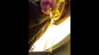 Amateur Pissing Boy