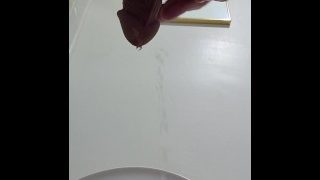 Awesome Angle Of Nice Cock Pissing Bedste lyd