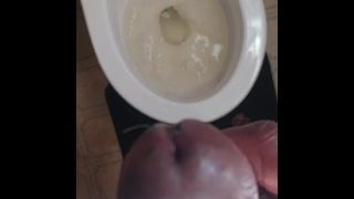 Big Dick Pissing