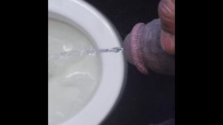 Big Dick Pissing