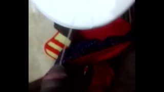 Eu Mijando Em Casa