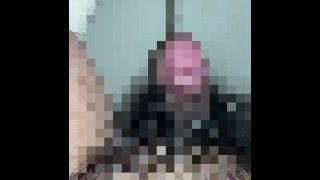 主観 トイレで勢いよく放尿