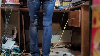 I Peed In My Skin Tight Hollister Jeans With My Pink And White Pumas :3