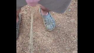 Kaso221 – Homestead Pissing