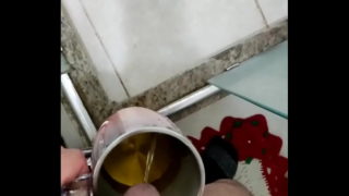 Mijo De Urso Para Saciar A Sede