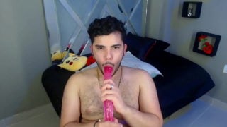 Oso Se Mete Dildo Gigante