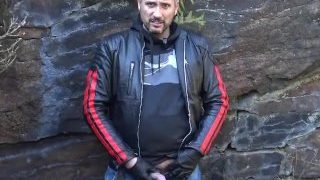 Outdoor Jerk Off Instruction And Piss Preview