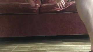 Peeing On Hotel Floor In Seattle