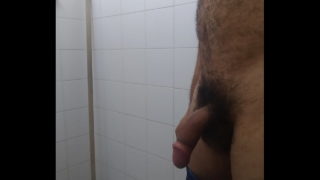 Peludo Mijando Hairy Pissing
