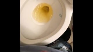 Pissing!