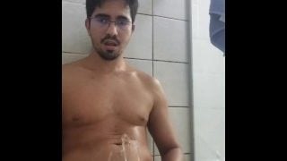 Pissing Over Myself For Pornhub – Latin Exhibicionist