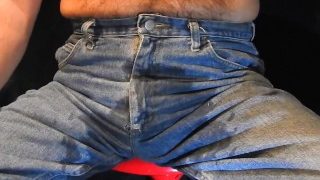 Smoking And Pissing My Jeans – Part 1 Part 2 In Paid Vids, Fan Club Or Premium!
