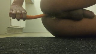 Teen Fucks His Ass With Carrot And Orgasms