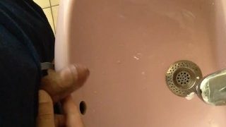 This Cock Loves That You See Her Pissing