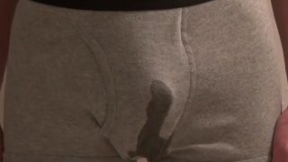 パンツ履いておもらし