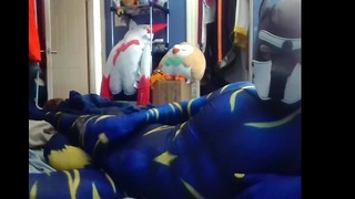 spark spanking himself