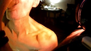 Receiving and swallowing lots of cum