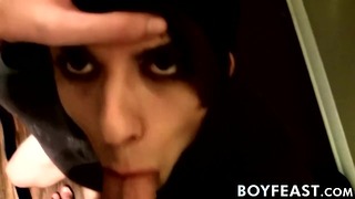 Cute emo twink William Isaacs deepthroats dick for facial