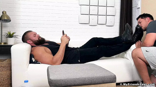 Muscled hunk Girth indulges worship of his size 14 feet