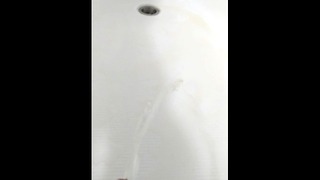 Pee In The Bath Tub