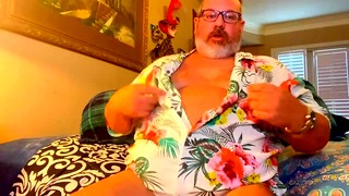 Shoves A Dildo In His Fat Daddy Ass To Cum