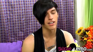 Nerdy Emo Twink Takes Hard Blowjob and Rough Fuck